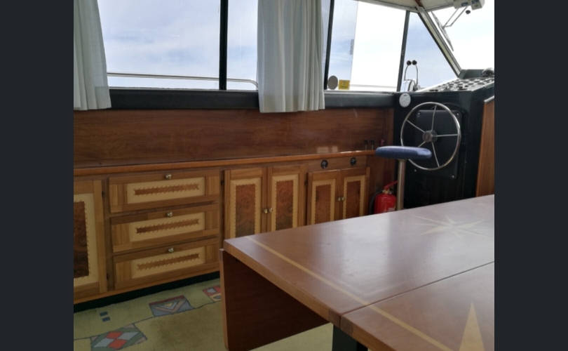 Broom 35 Sedan-kuva-10